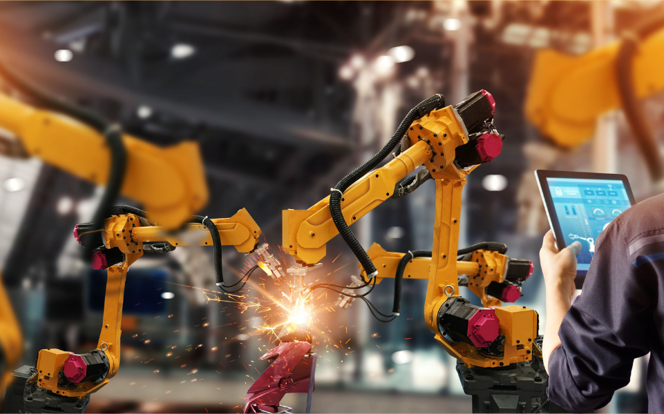 Nhà máy thông minh là gì và tác động của nó đối với ngành sản xuất?